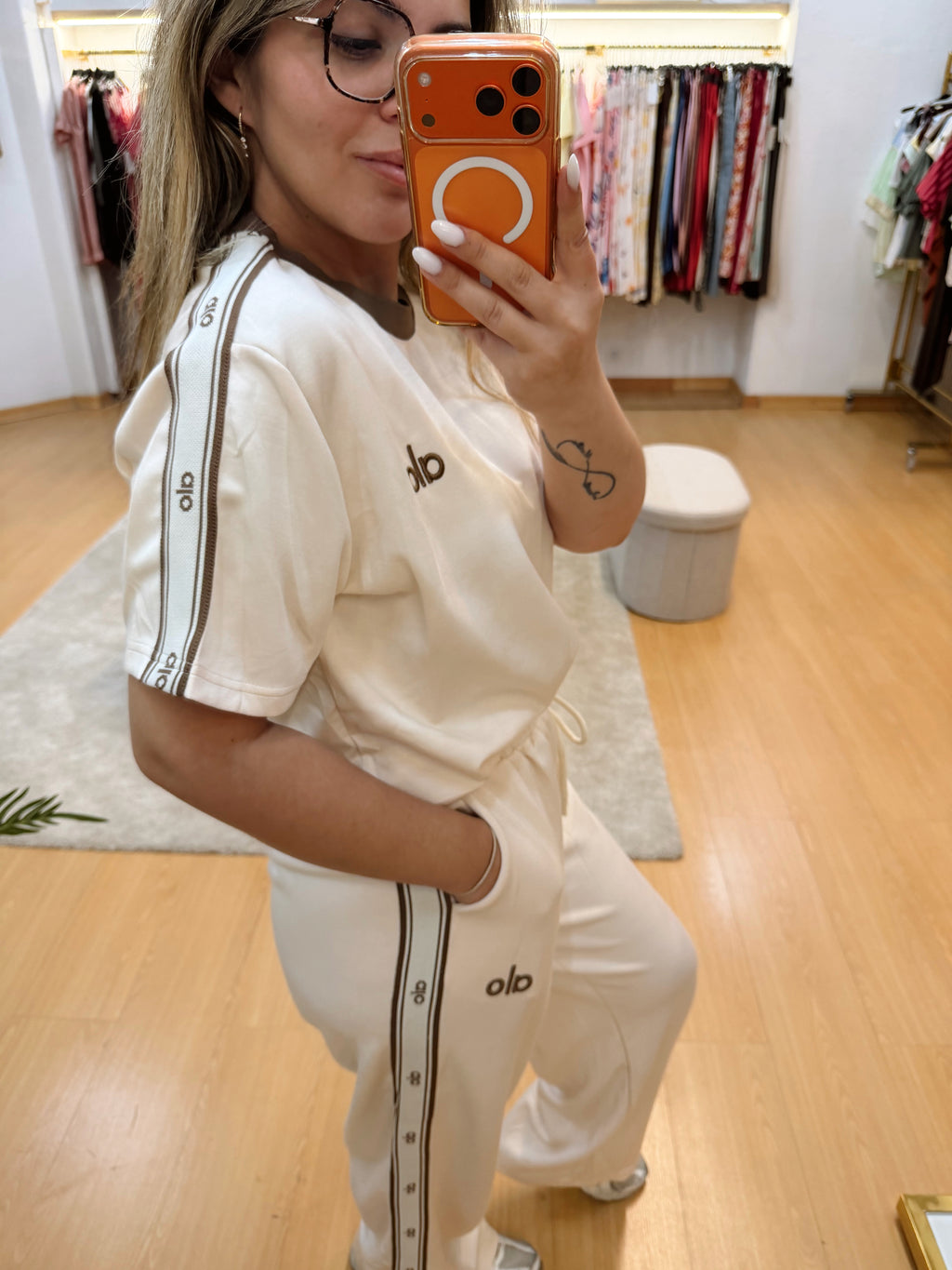 SET alo