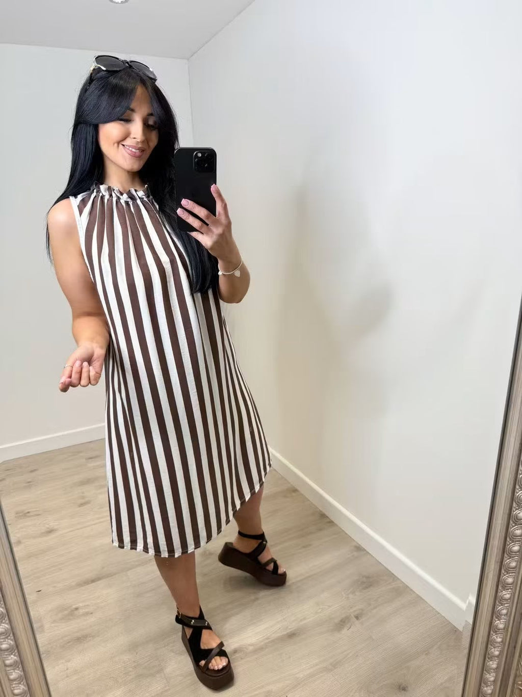 LOLA DRESS